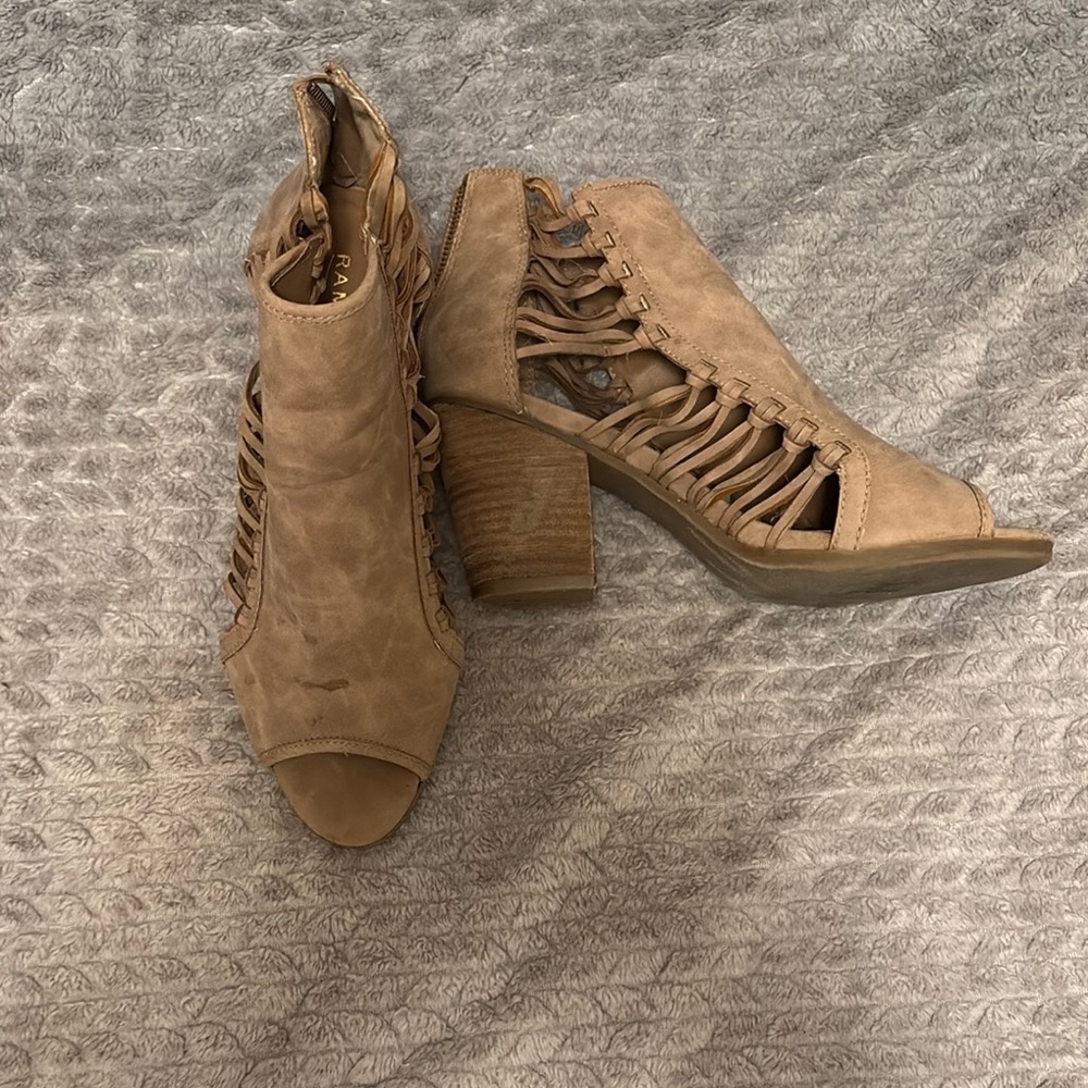 Women's Tan Peep-Toe Heeled Sandals